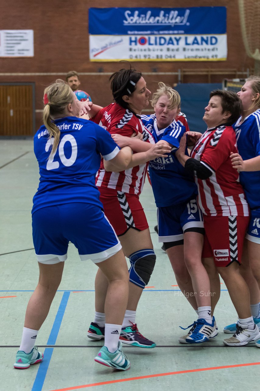 Bild 265 - Frauen Barmstedter TS - Buedelsdorfer TSV : Ergebnis: 26:12